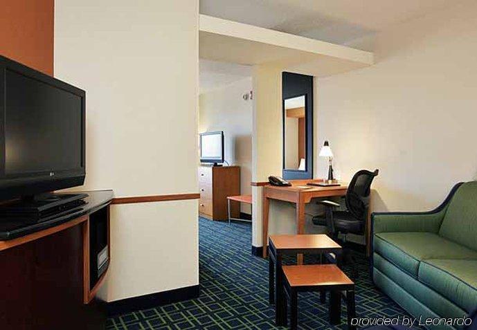Fairfield Inn & Suites - Buffalo Airport Cheektowaga Phòng bức ảnh