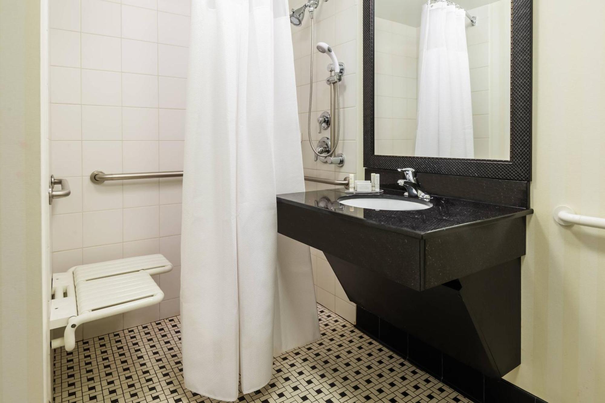 Fairfield Inn & Suites - Buffalo Airport Cheektowaga Ngoại thất bức ảnh