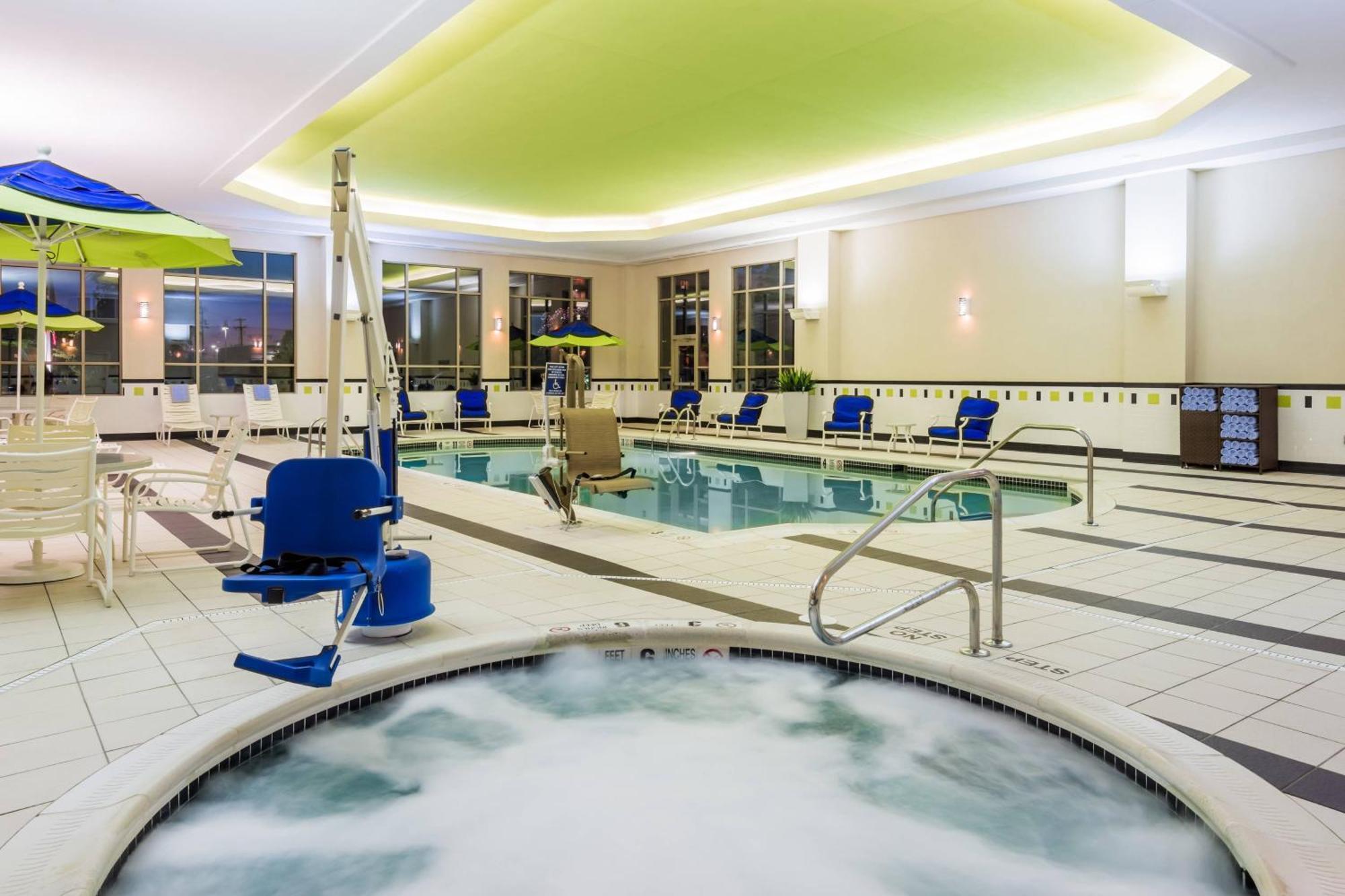 Fairfield Inn & Suites - Buffalo Airport Cheektowaga Ngoại thất bức ảnh